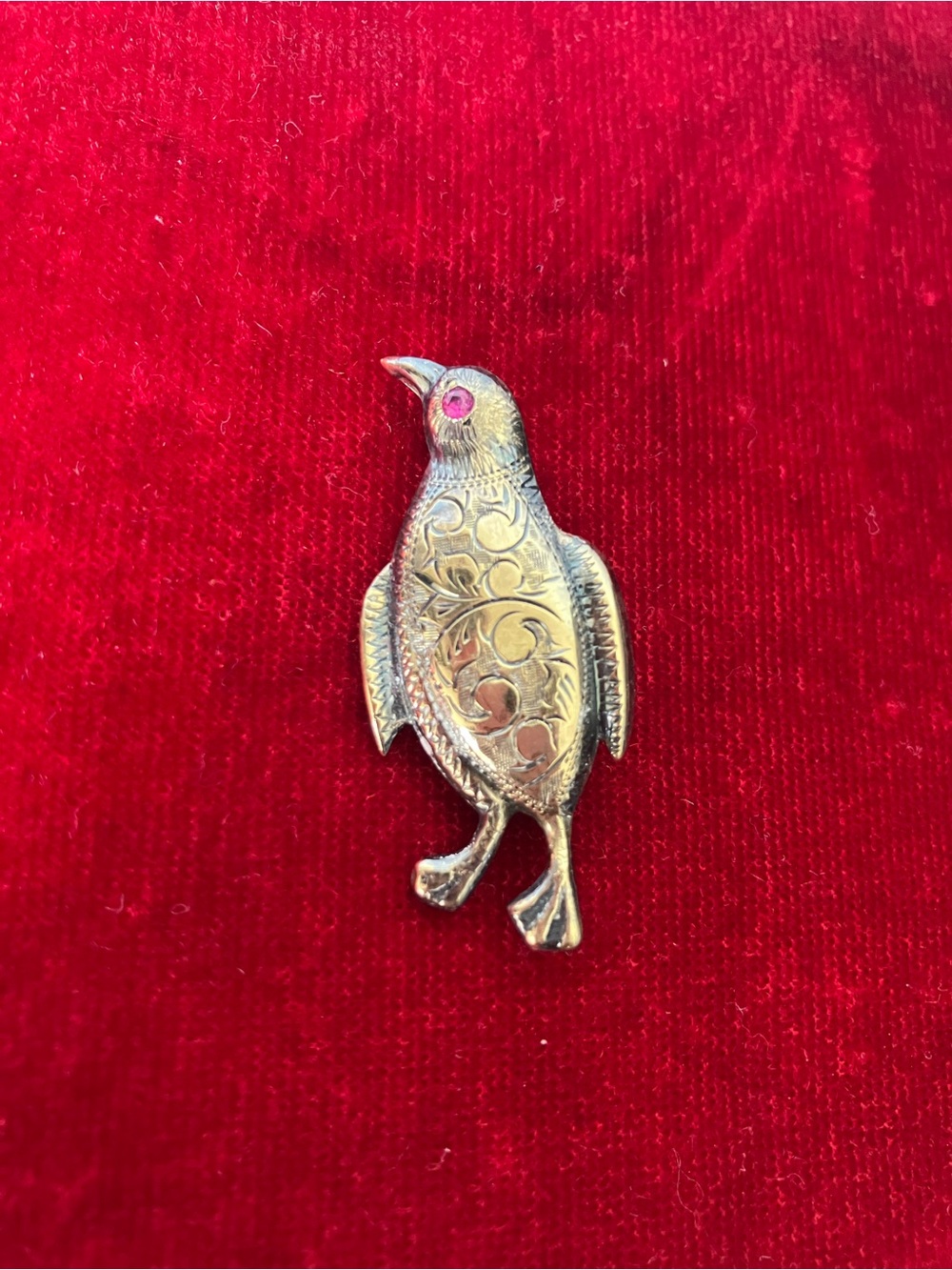 Penguin Scroll Etched Pattern Sterling Silver Artist Pin Brooch.